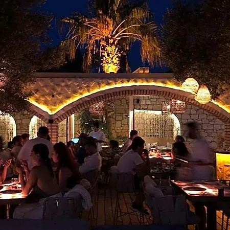酒店 Rupa Alacati- Adults Only